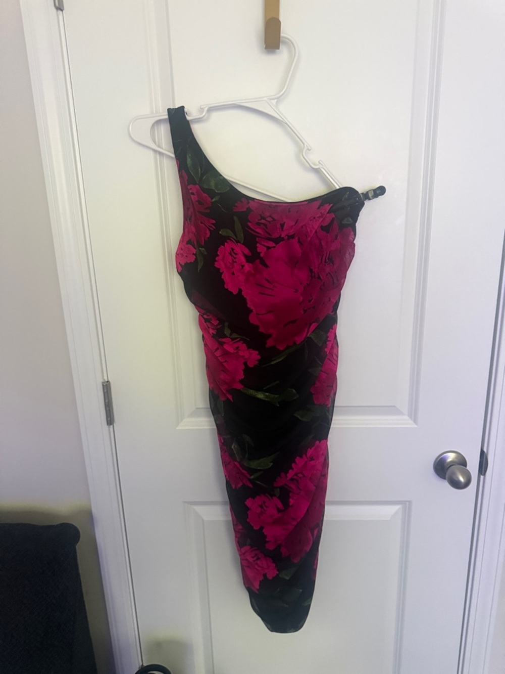 Fashion Nova One-Shoulder Black Dress with Fuchsia Floral Print